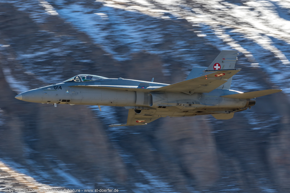 280IW5A4597