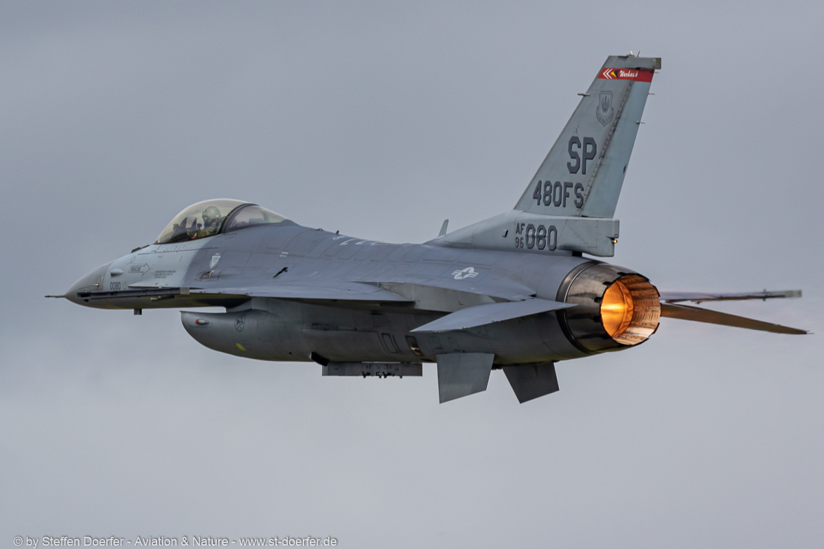160IW5A2608
