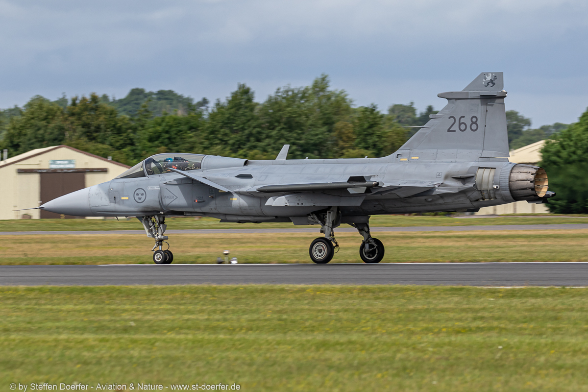 241IW5A2939