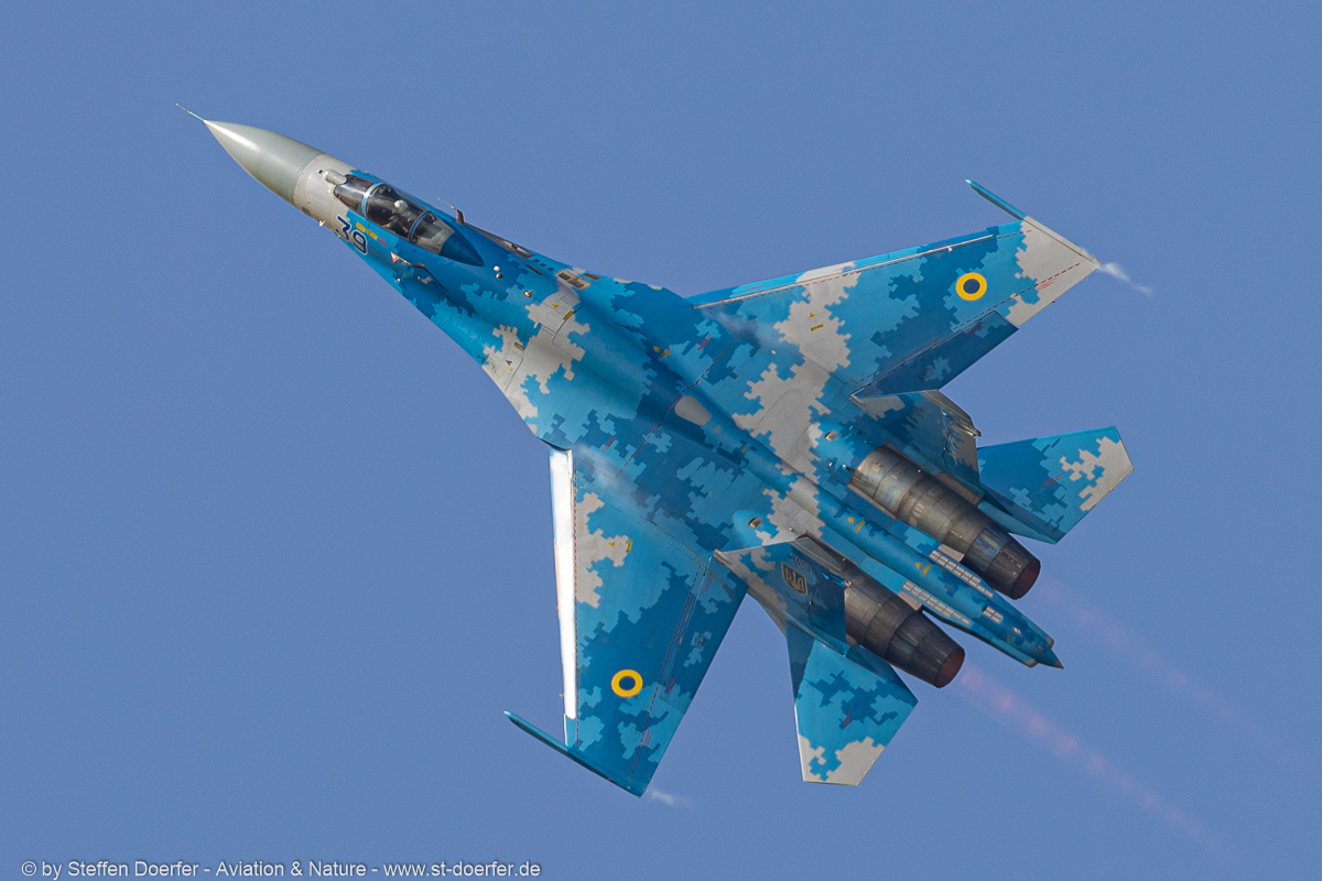 560JH3A4676
