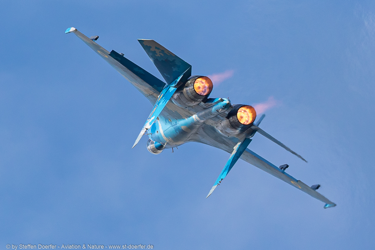 560JH3A4703