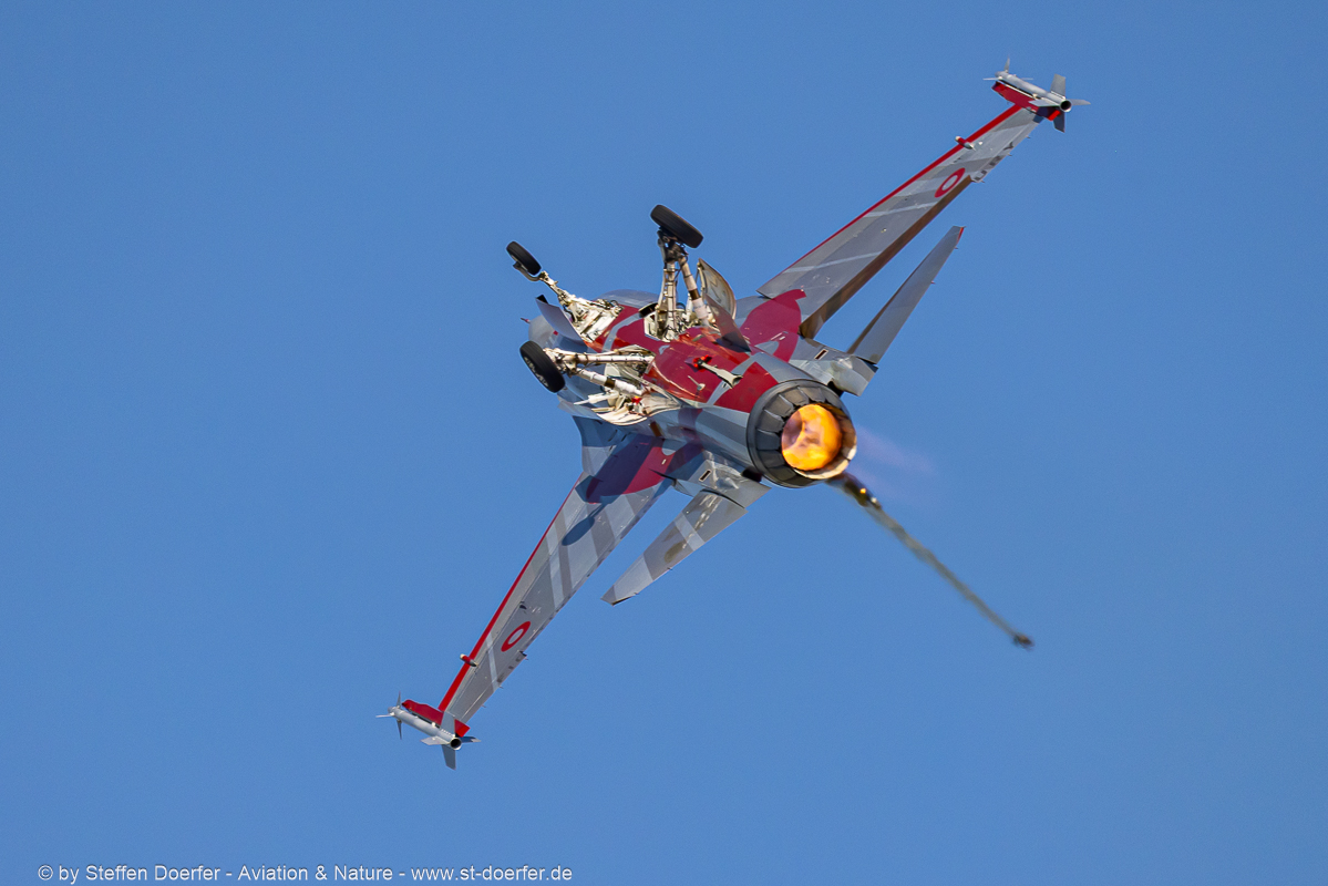 120CAA_0568