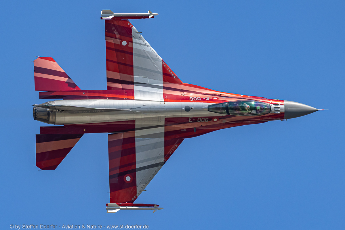 121CAA_0519