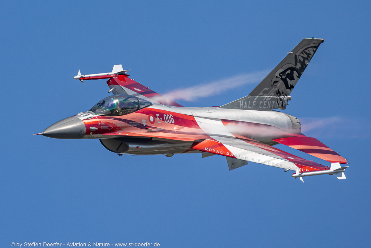 122CAA_0635