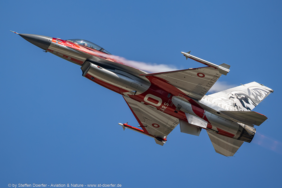 122CAA_0659