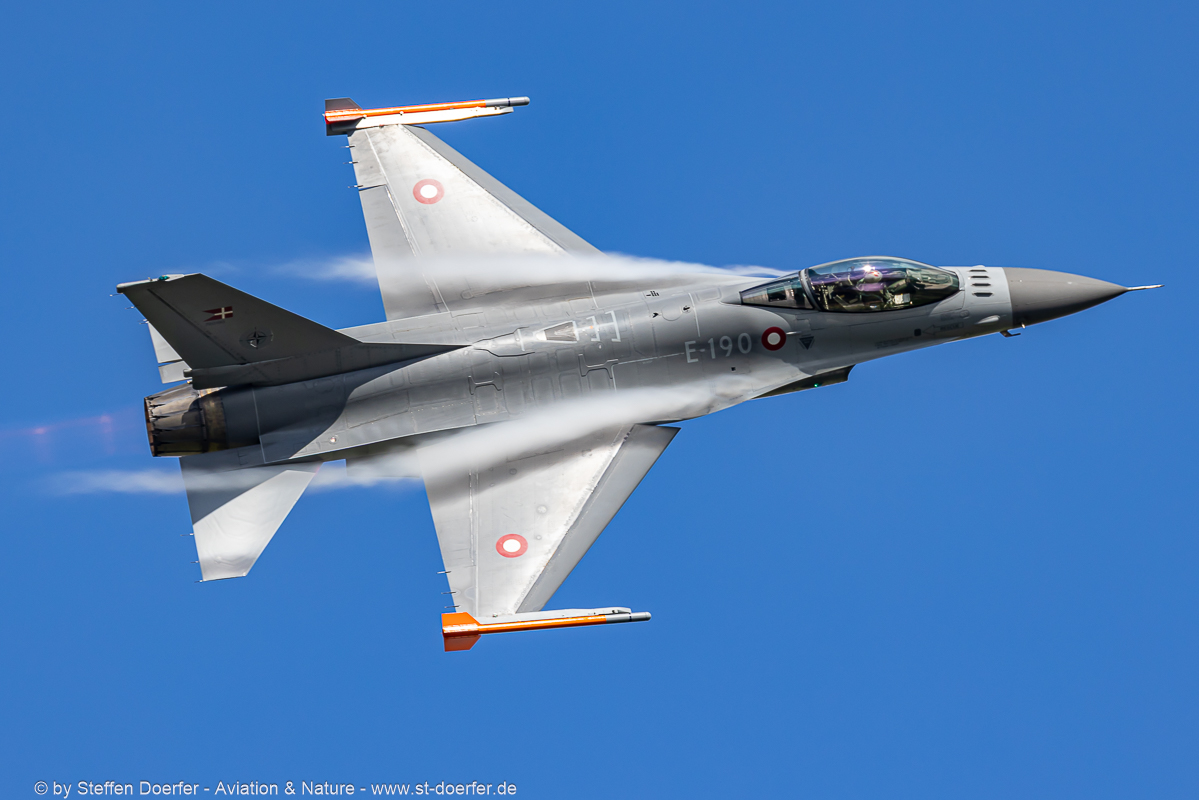 125CAA_2192