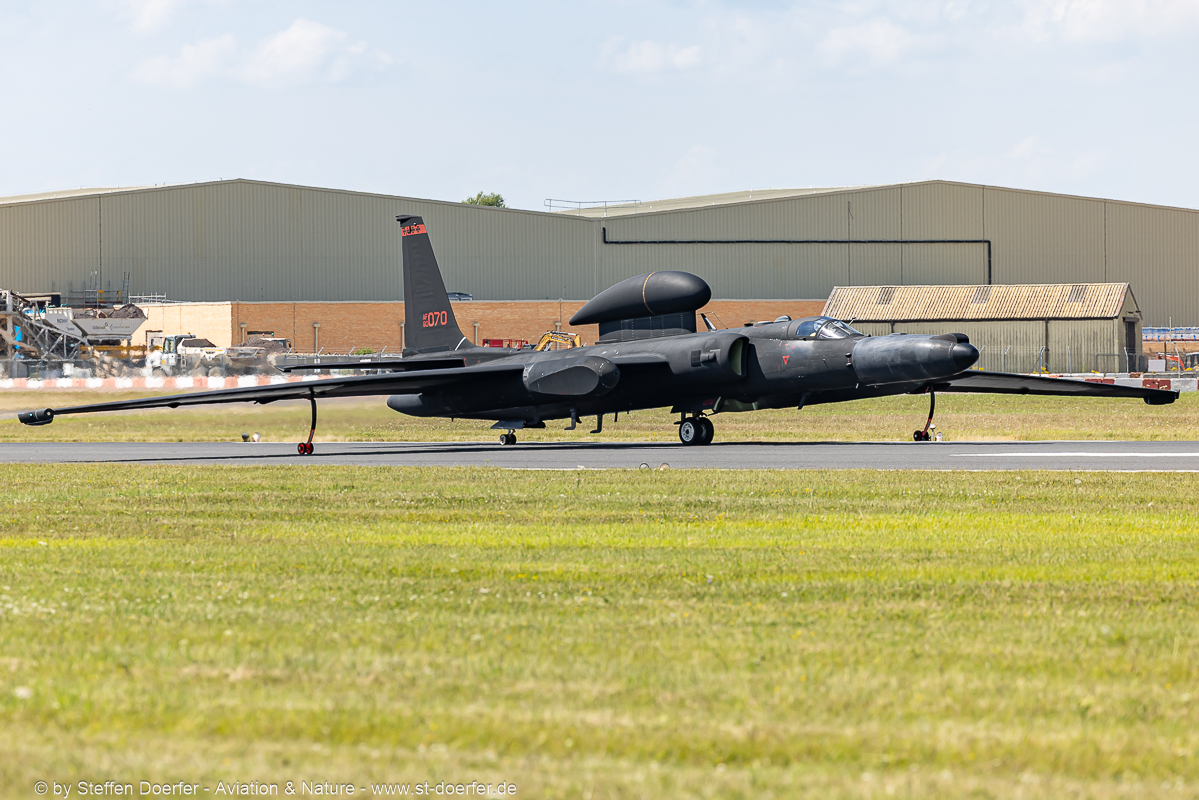 202CAB_6858