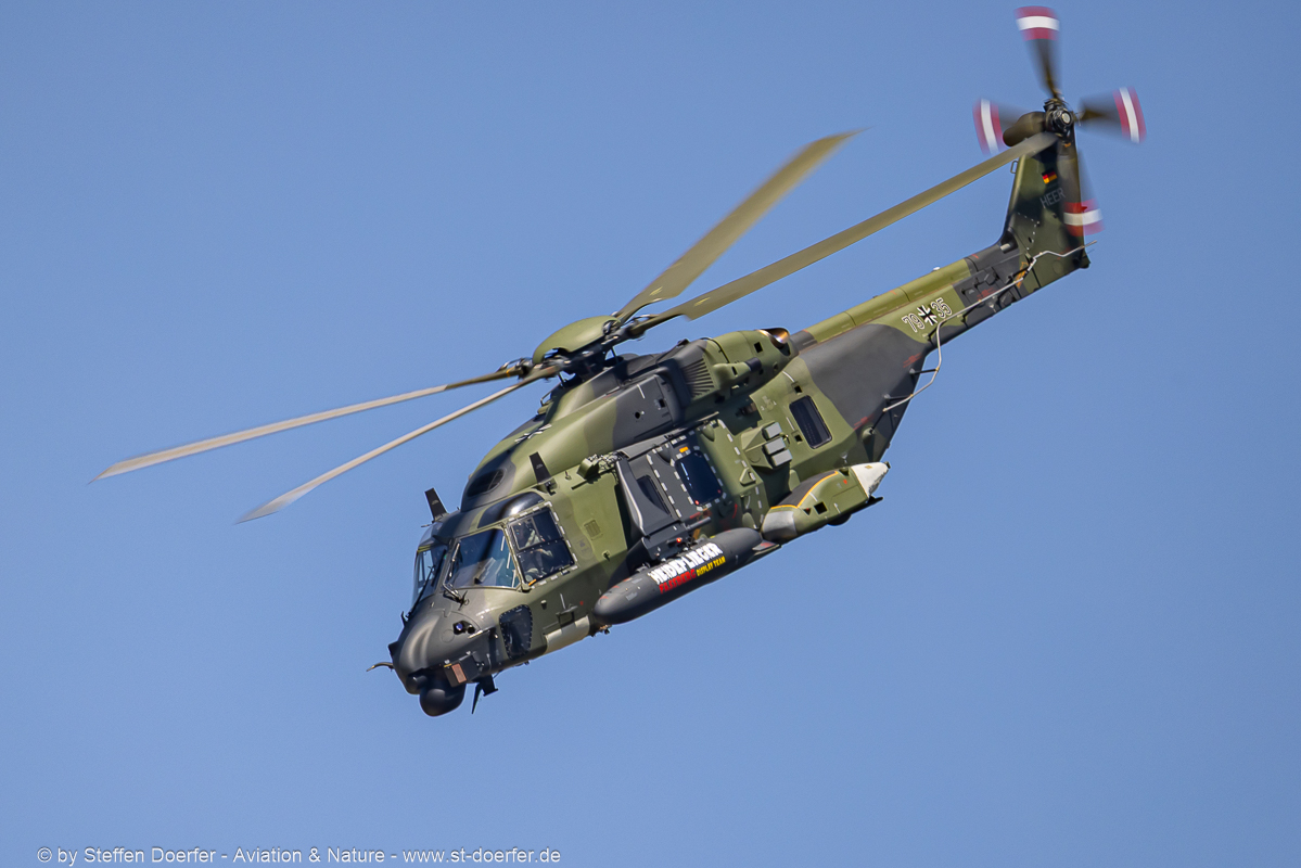 220CAA_2488