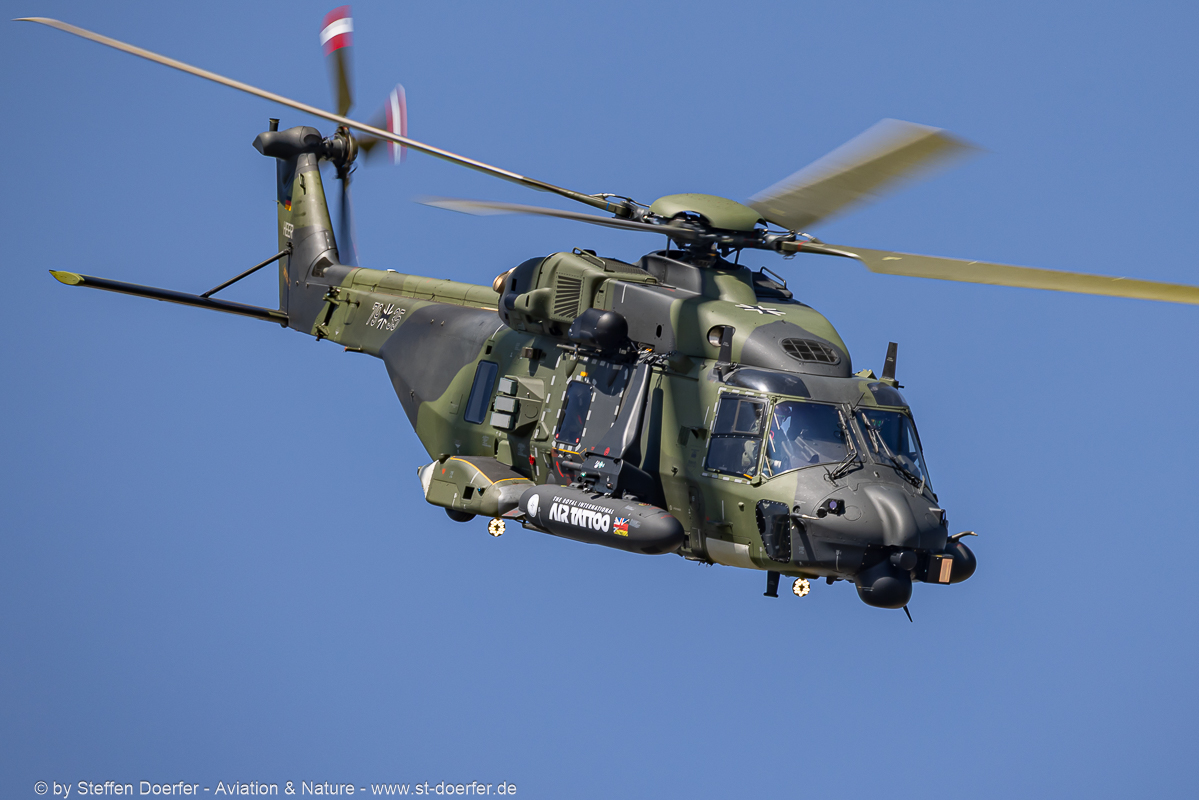 221CAA_2453