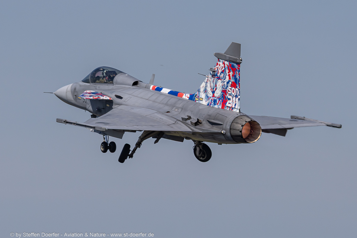 240CAA_2147