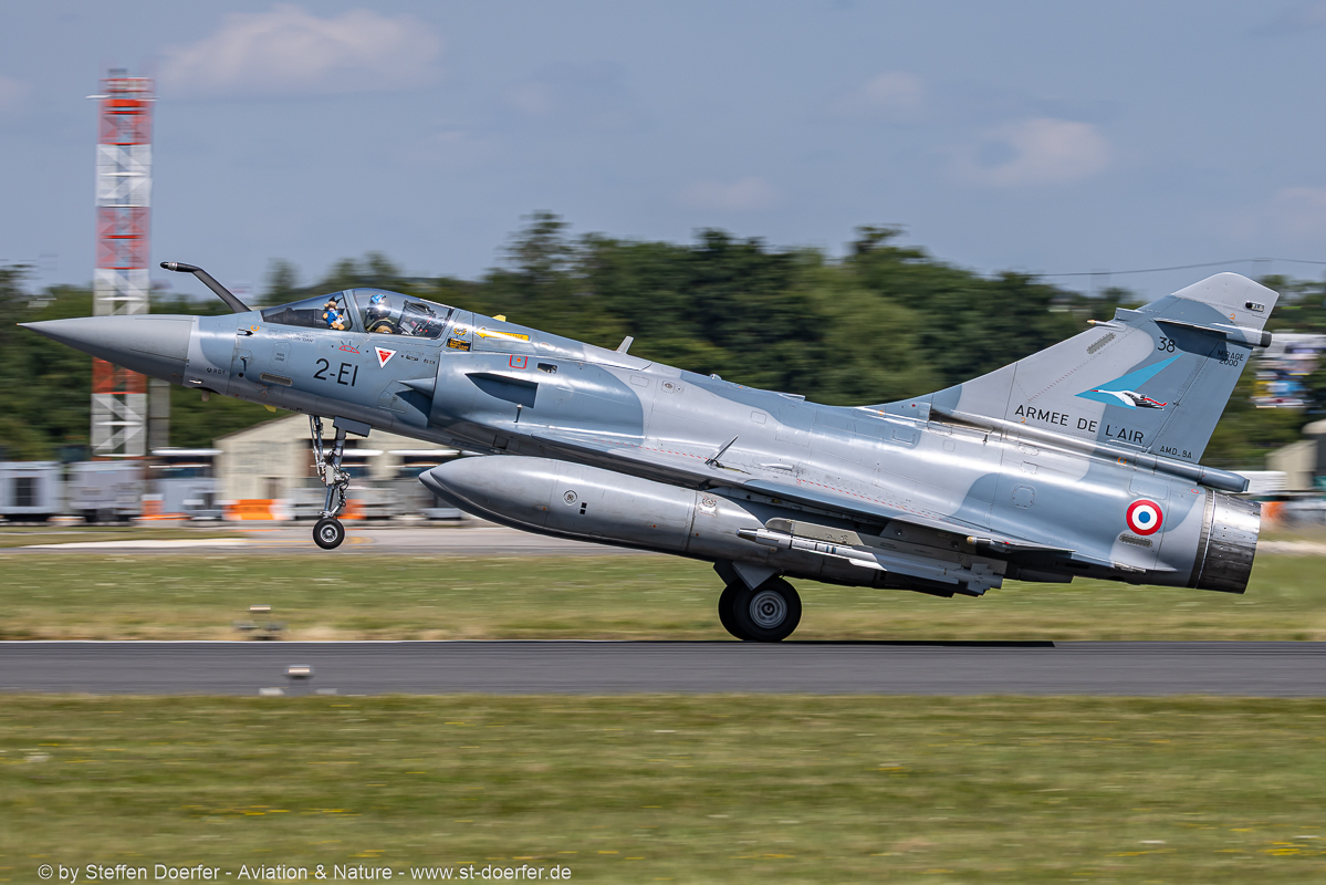 242CAA_2790