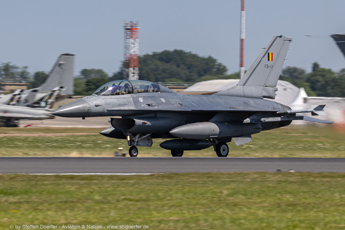 280CAA_2265
