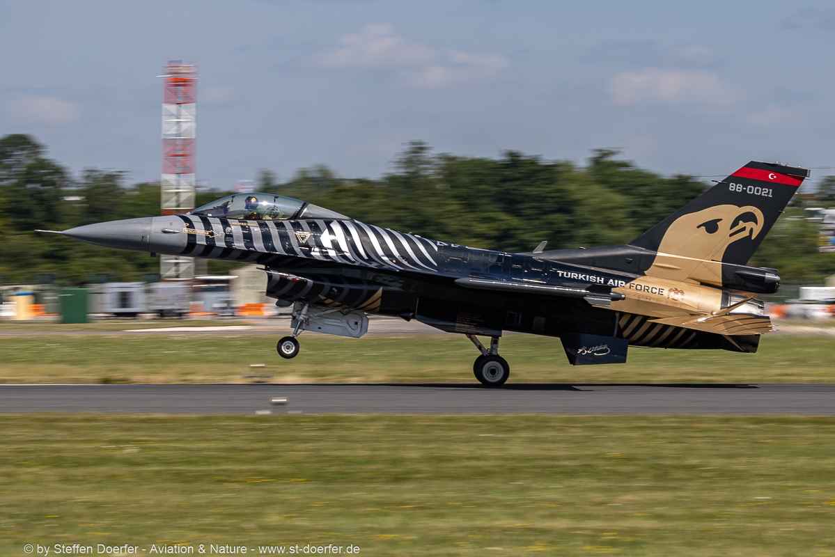 285CAA_2964