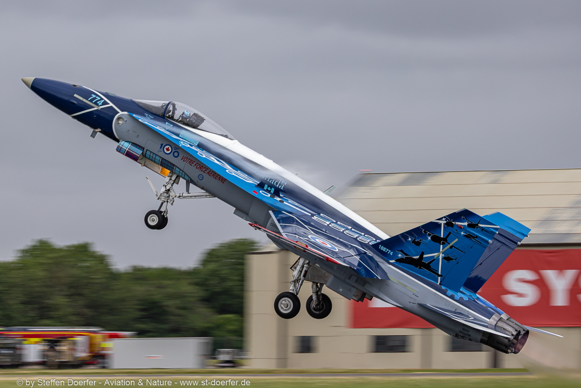 400CAA_8016