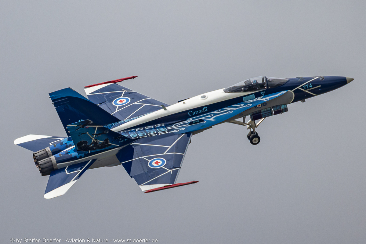 400CAA_9642