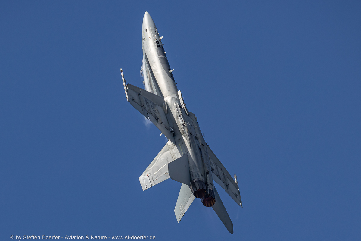 402CAA_4143