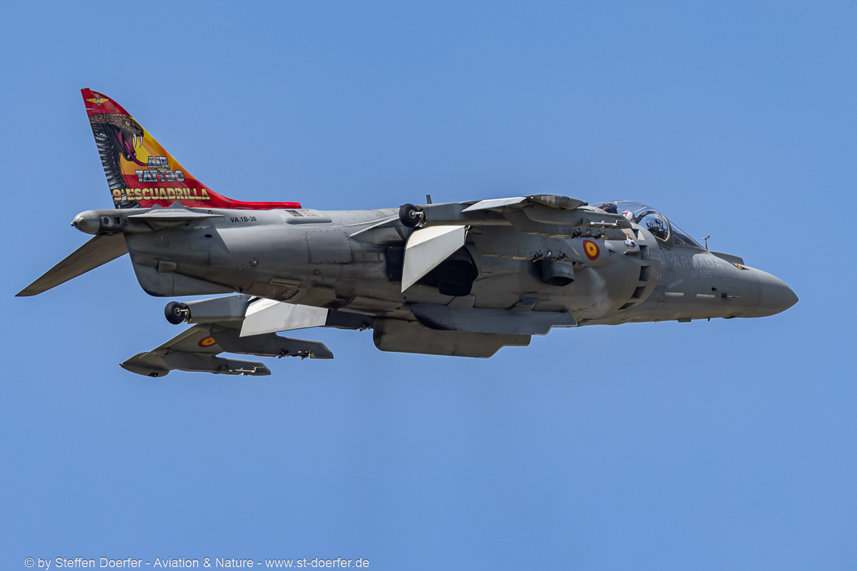 421CAA_4384