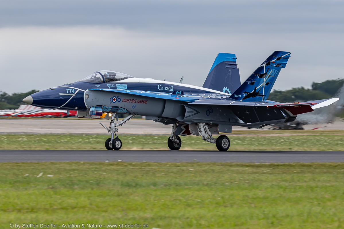 641CAA_8685
