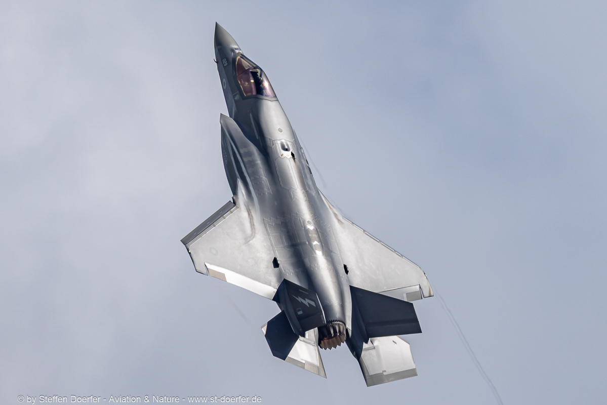 662CAA_2079
