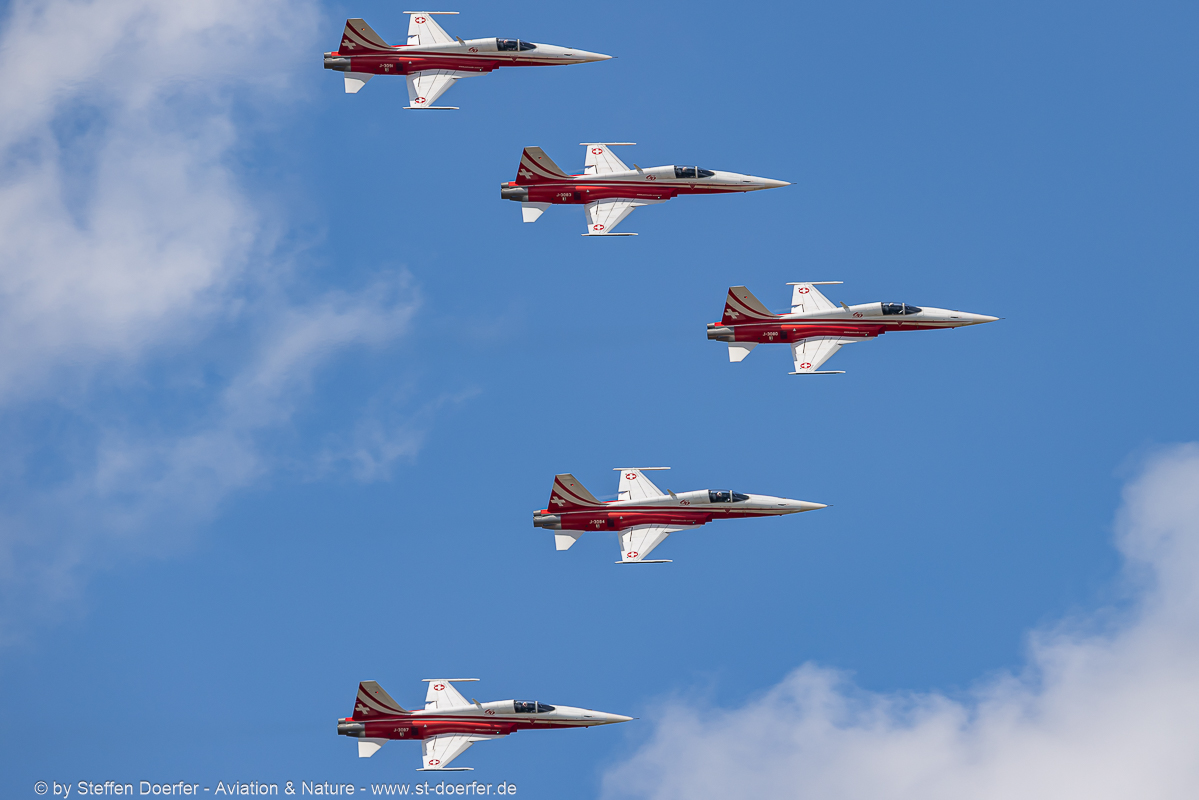 781CAA_1254