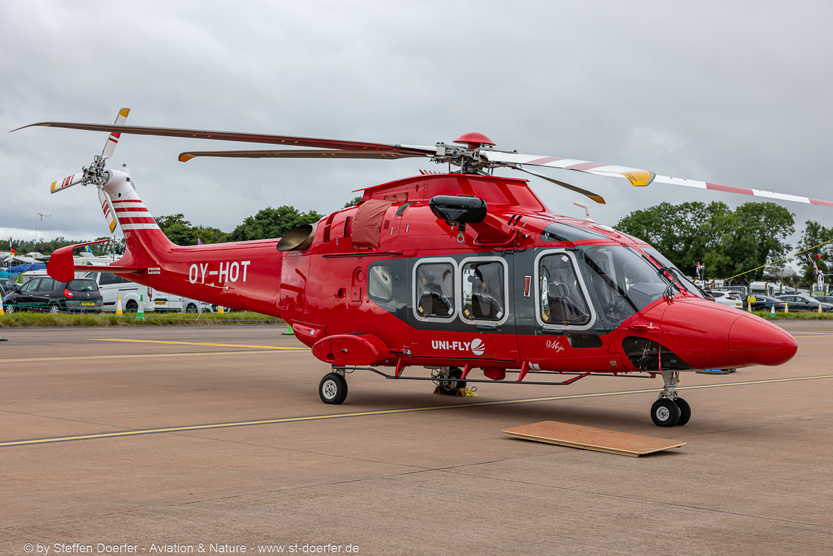 883CAB_6966