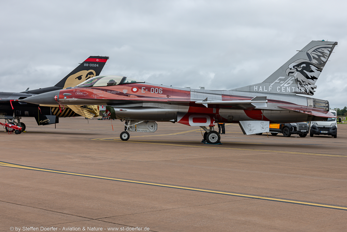 885CAB_6997