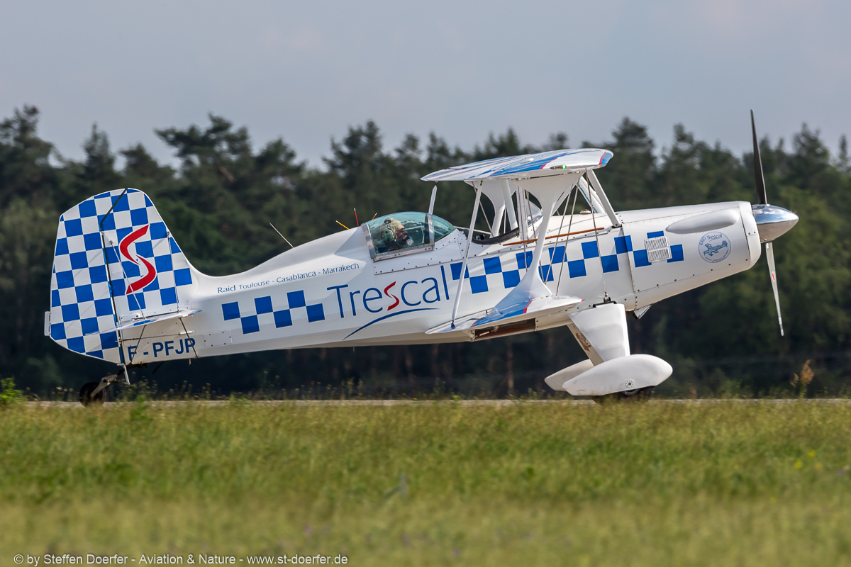 100JH3A3152