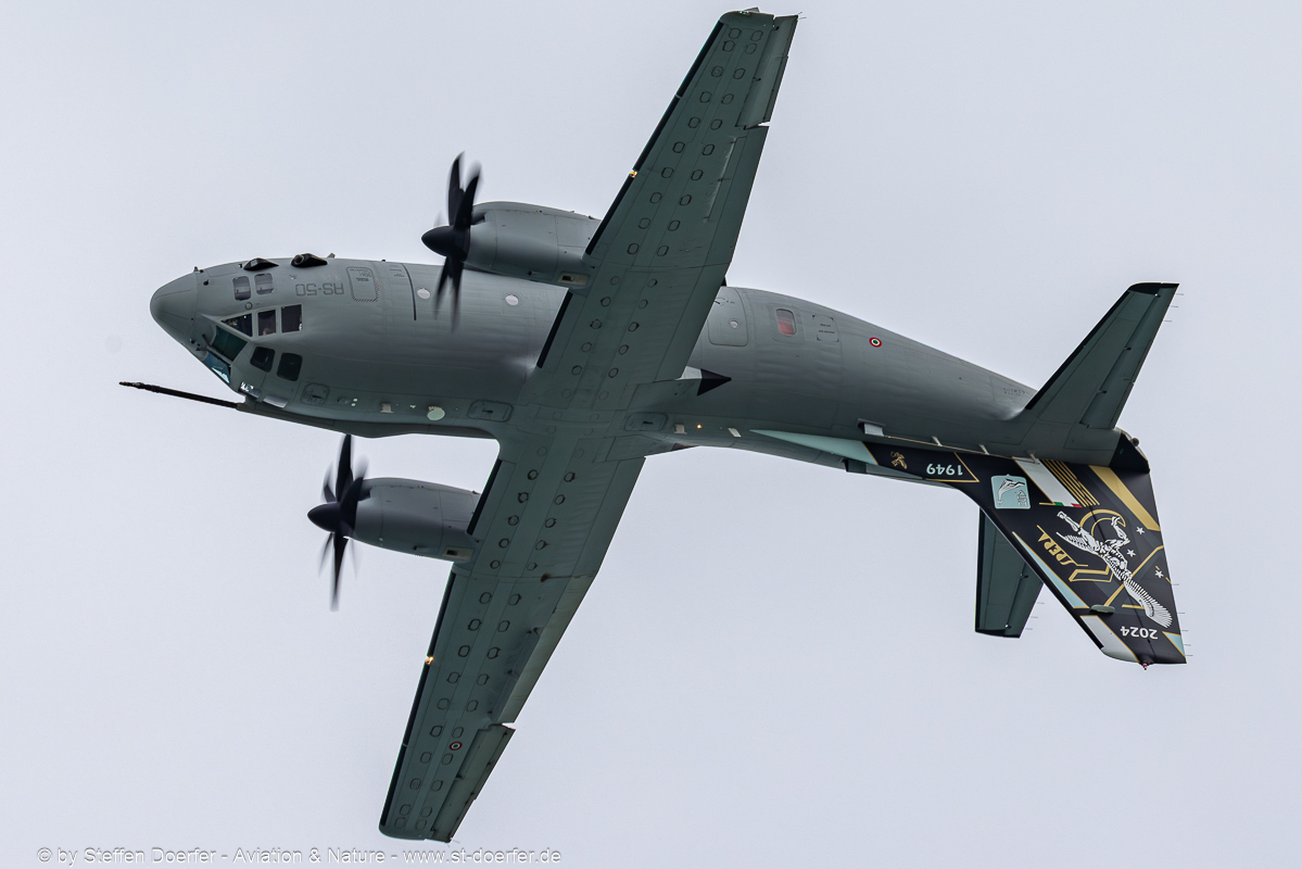 381CAA_8901