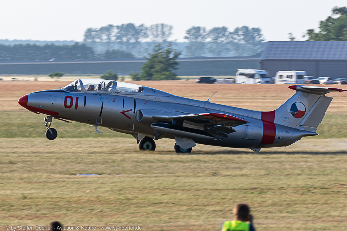230JH3A1959
