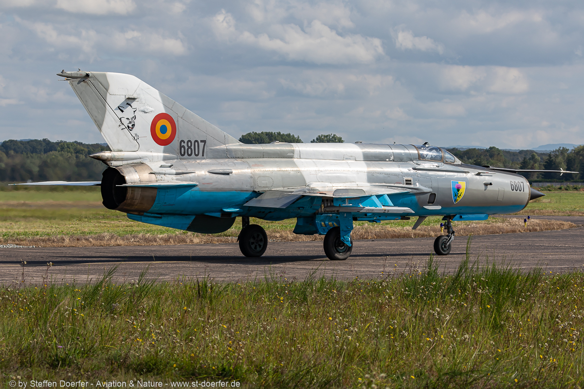 440JH3A2380