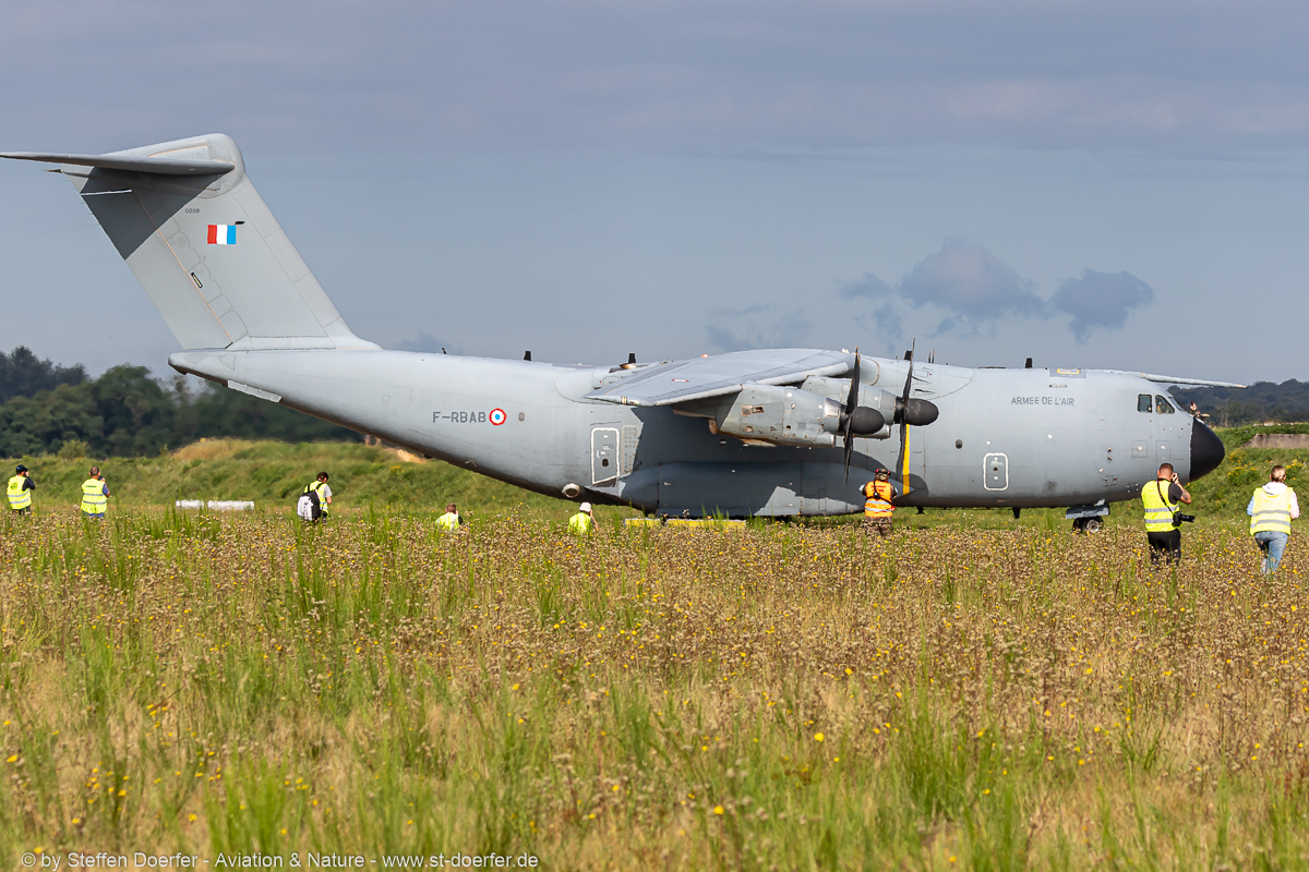 640JH3A2204