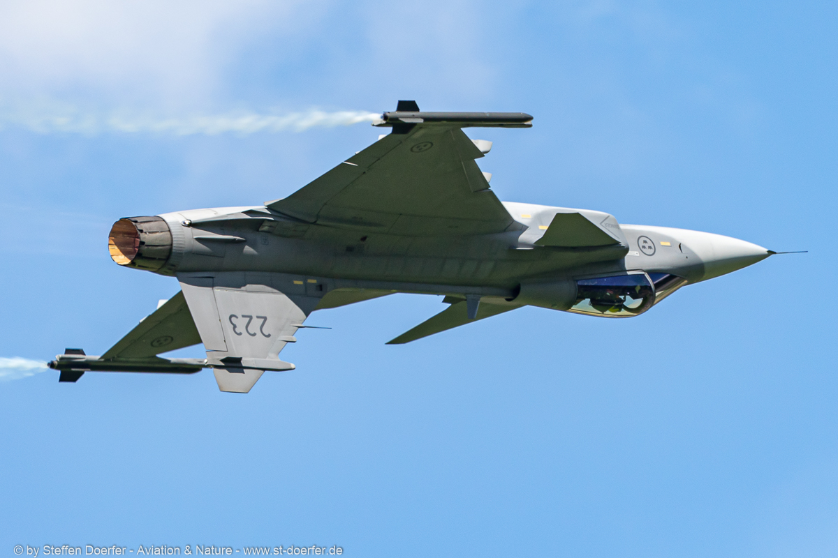 282JH3A6849
