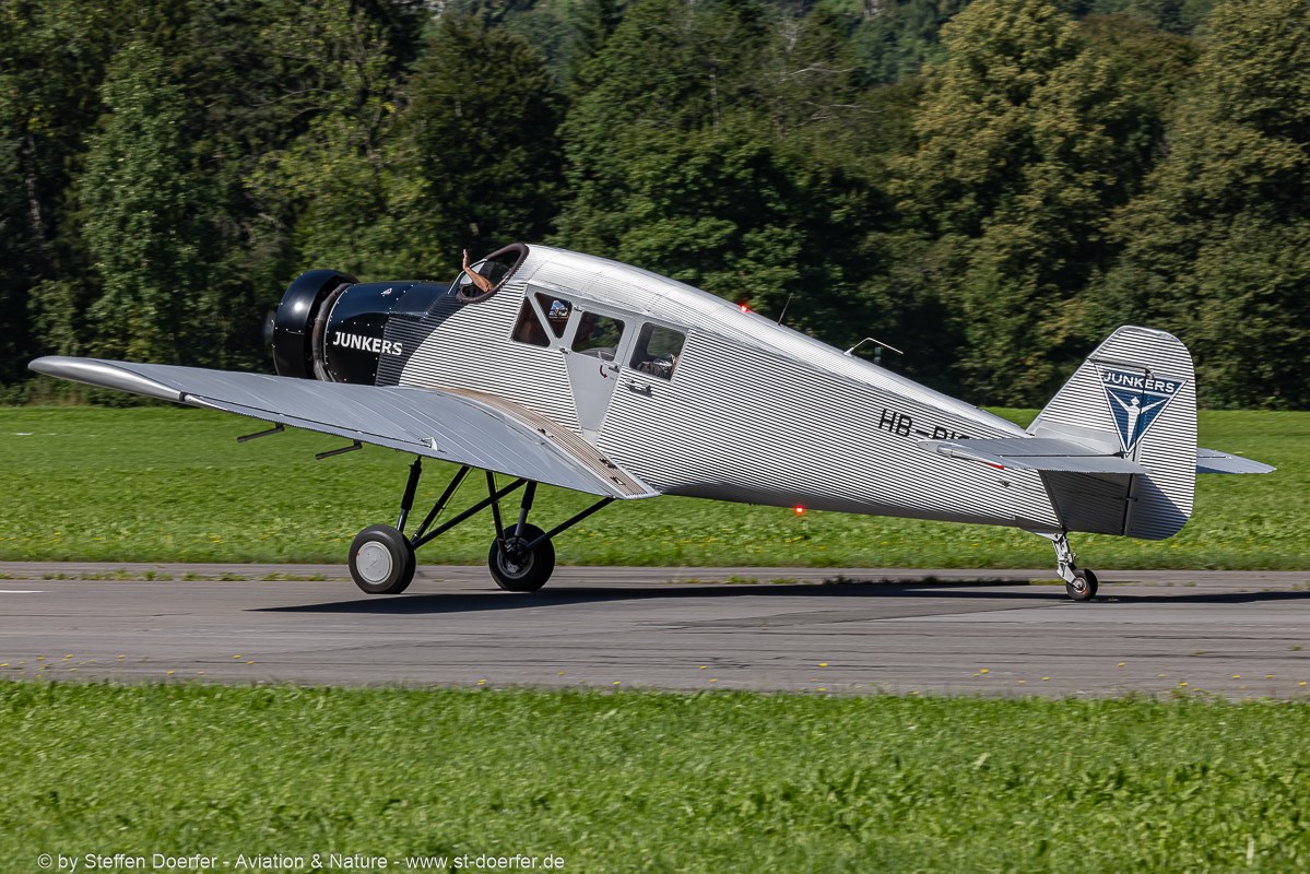 181-0Y2A2825