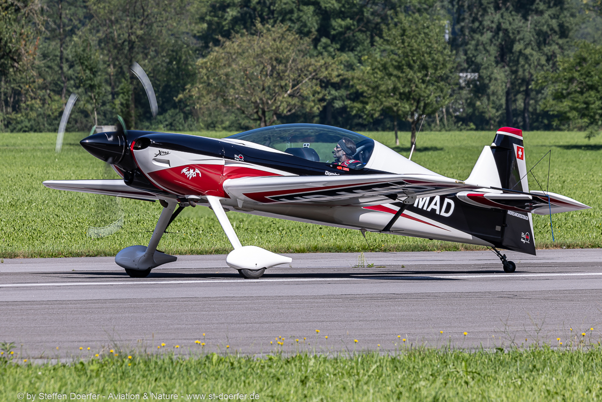 201-0Y2A2930