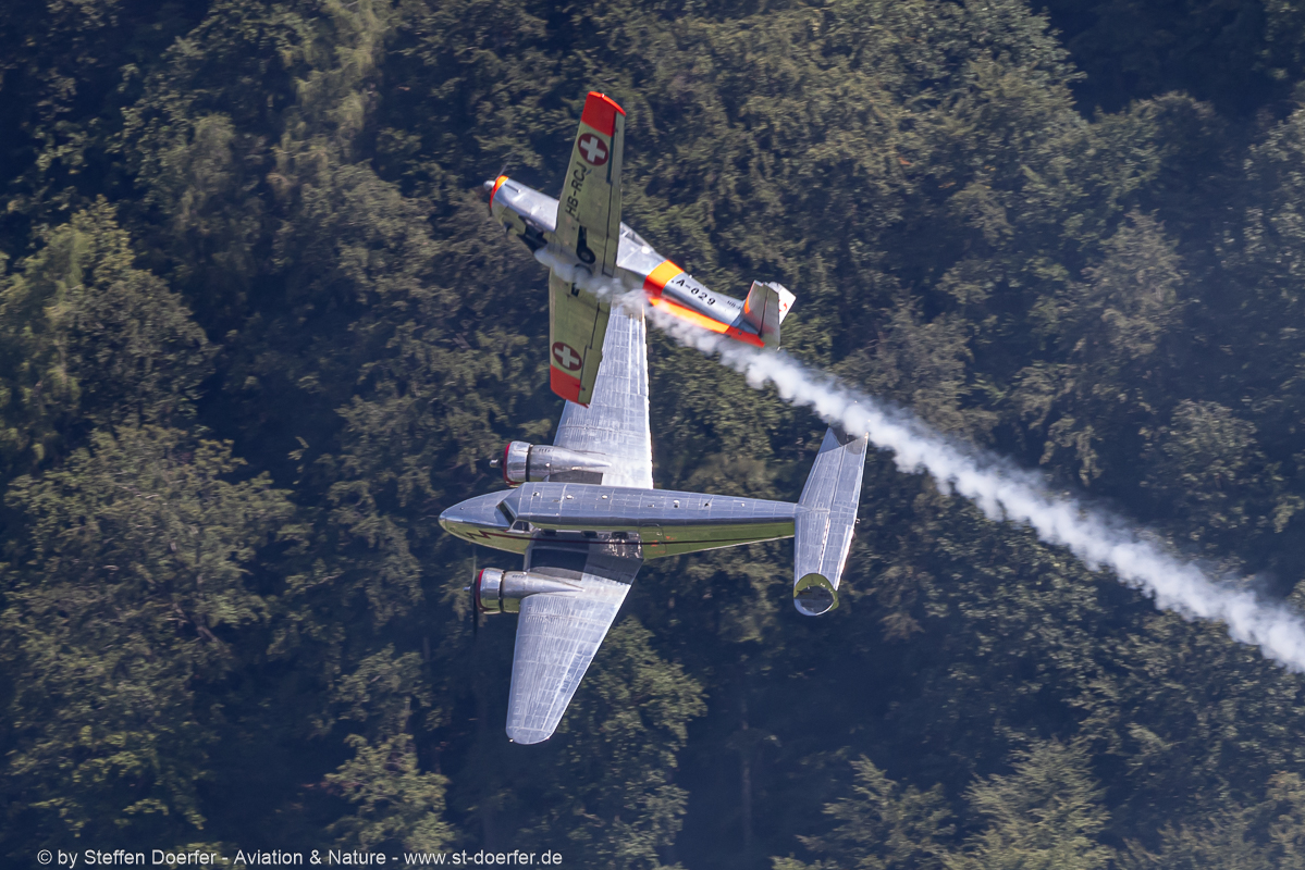441-0Y2A1093