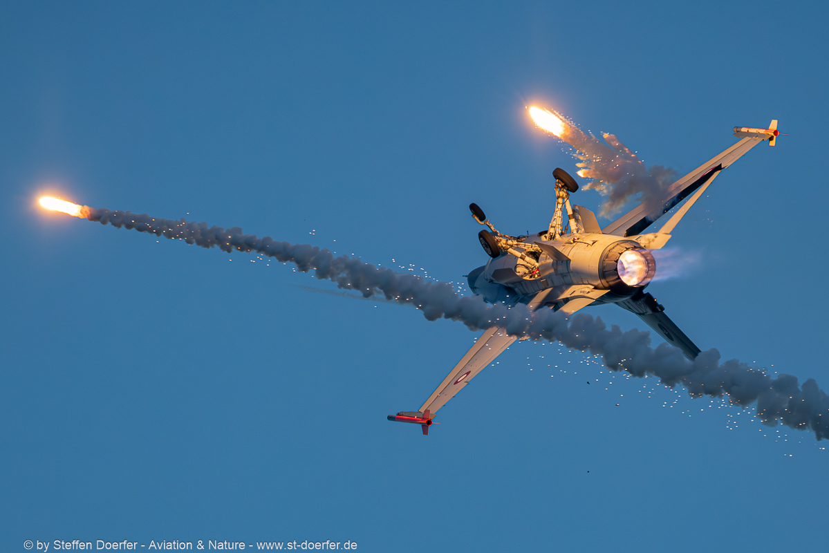 300CAA_7948