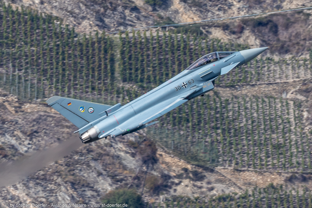 380JH3A4649