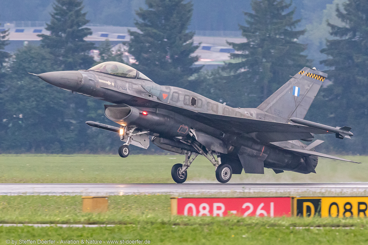 202JH3A9300
