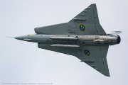 743IW5A1704